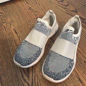 APL Techloom Bliss Sneakers